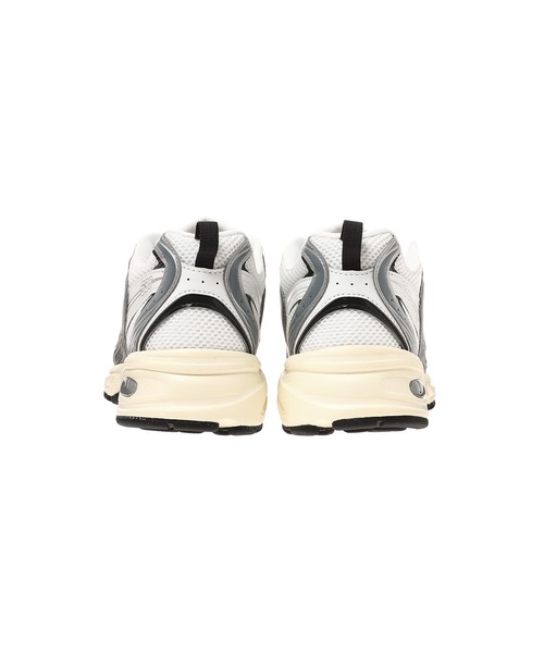 NEW BALANCE(ニューバランス)の「New Balance U530ESA(スニーカー・メンズ・ホワイト・28cm/26cm/27.5cm/27cm/26.5cm)」の3枚目の写真