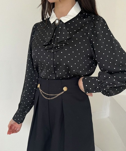 an another angelus（アンアナザーアンジェラス）の「ブローチ付きドットブラウス/fint フィント（シャツ/ブラウス・レディース・ブラック×ホワイト/ホワイト×ブラック・FREE）」の8枚目の写真