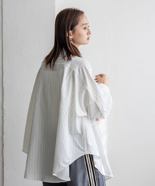 No Rule No Line（ノール－ルノーライン）の「オーバーサイズピンストライプシャツ（シャツ/ブラウス・レディース・ブラック/ホワイト・FREE）」の7枚目の写真