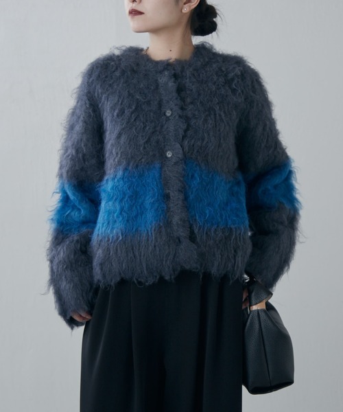 Lui's（ルイス）の「配色シャギーカーディガン（ニット/セーター・レディース・チャコールグレー/アイボリー/ブラック・FREE）」の3枚目の写真