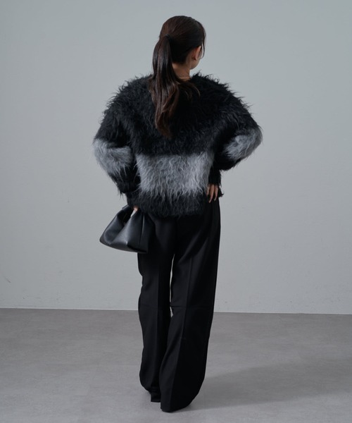 Lui's（ルイス）の「配色シャギーカーディガン（ニット/セーター・レディース・チャコールグレー/アイボリー/ブラック・FREE）」の10枚目の写真