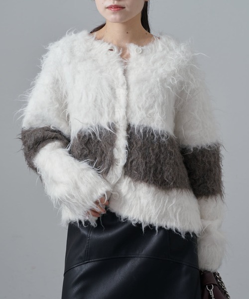 Lui's（ルイス）の「配色シャギーカーディガン（ニット/セーター・レディース・チャコールグレー/アイボリー/ブラック・FREE）」の11枚目の写真