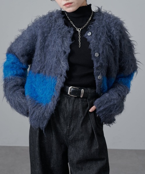 Lui's（ルイス）の「配色シャギーカーディガン（ニット/セーター・レディース・チャコールグレー/アイボリー/ブラック・FREE）」の21枚目の写真