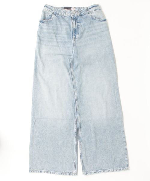 Guess（ゲス）の「ADJUSTABLE Wide Leg デニムパンツ ワイドジーンズ（デニムパンツ・レディース・ライトブルー・24inch/26inch/27inch）」の3枚目の写真