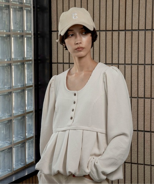 lawgy（ラウジー）の「thin line corduroy cap / スィンラインコーデュロイキャップ（キャップ・レディース・アイボリー/ブラック/ブラウン・FREE）」の4枚目の写真
