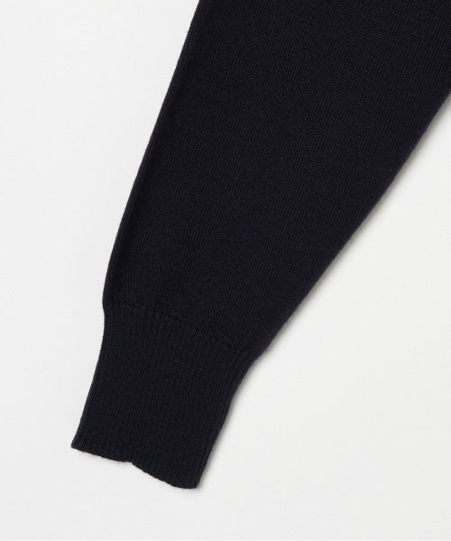 Letroyes（ルトロワ）の「THOMAS (CREW NECK)（ニット/セーター・レディース・アイボリー/レッド/ネイビー・1/2）」の7枚目の写真