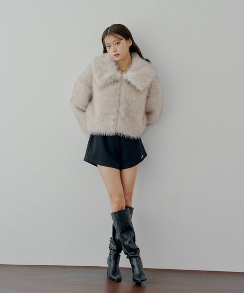 ファーショートコート（その他アウター）｜Chico（チコ）の