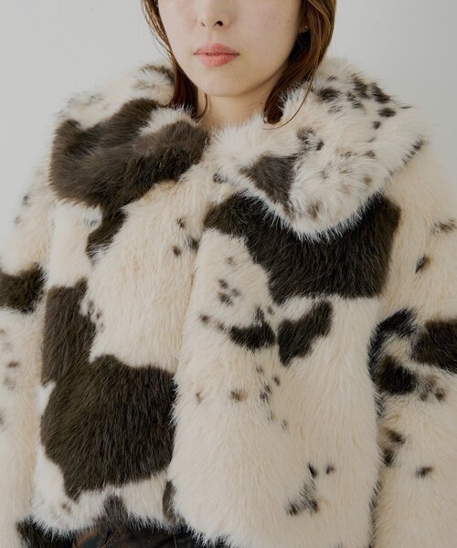 ファーショートコート（その他アウター）｜Chico（チコ）の