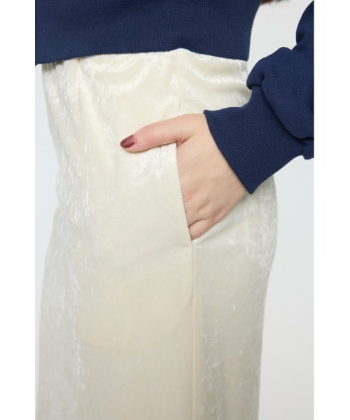 MOUSSY(マウジー)の「VELVET マーメイドスカート(スカート・レディース・アイボリー/ブラック・FREE)」の17枚目の写真