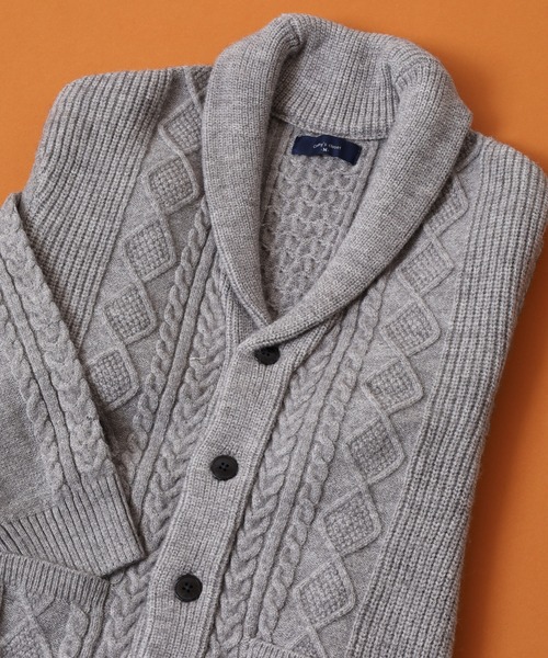FUNALIVE（ファンアライブ）の「アランケーブル柄ショールニットカーディガン（カーディガン/ボレロ・メンズ・オフホワイト/グレー/ブラック/グレイッシュベージュ/バーガンディー/ネイビー・M/L/XL）」の3枚目の写真