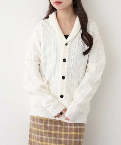 FUNALIVE（ファンアライブ）の「アランケーブル柄ショールニットカーディガン（カーディガン/ボレロ・メンズ・オフホワイト/グレー/ブラック/グレイッシュベージュ/バーガンディー/ネイビー・M/L/XL）」の20枚目の写真