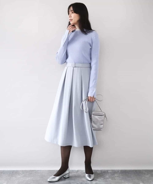 OFUON le MK（オフオンルエムケー）の「タックフレアースカート/洗える（スカート・レディース・ブラック/ライトブルー・36/38/40）」の7枚目の写真