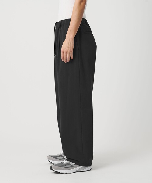 BEAUTY&YOUTH UNITED ARROWS(ビューティーアンドユースユナイテッドアローズ)の「360°MASTER バギー イージーパンツ NO.12 セットアップ対応 撥水 ストレッチ ウォッシャブル(その他パンツ・メンズ・ダークグレー/ベージュ/ブラック・S/M/L/XL)」の14枚目の写真