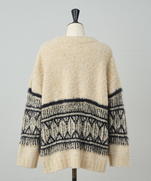 BEARDSLEY（ビアズリー）の「ビッグフェアアイル柄プルオーバー（ニット/セーター・レディース・ブラック/ベージュ・FREE）」の11枚目の写真