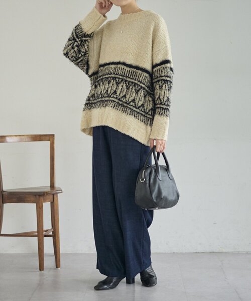 BEARDSLEY（ビアズリー）の「ビッグフェアアイル柄プルオーバー（ニット/セーター・レディース・ブラック/ベージュ・FREE）」の3枚目の写真