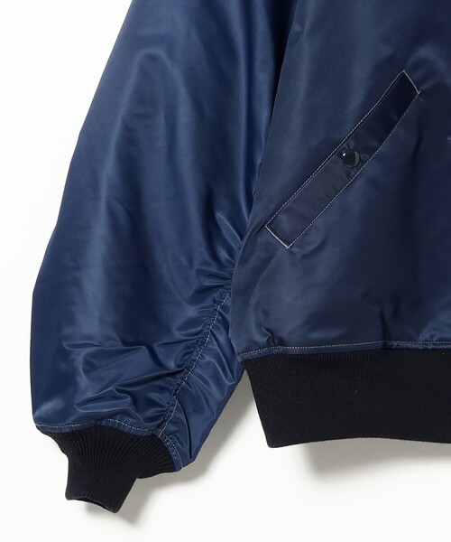 BEAMS(ビームス)の「クレイジー MA-1 ジャケット【ワイドフィット】(ブルゾン・メンズ・ブラック/ネイビー/オリーブ・L/S/XL/M)」の11枚目の写真