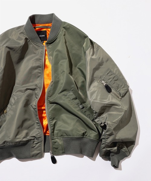 BEAMS（ビームス）の「【ワイドフィット】クレイジー MA-1（ブルゾン・メンズ・ブラック/ネイビー/オリーブ・L/S/XL/M）」の3枚目の写真