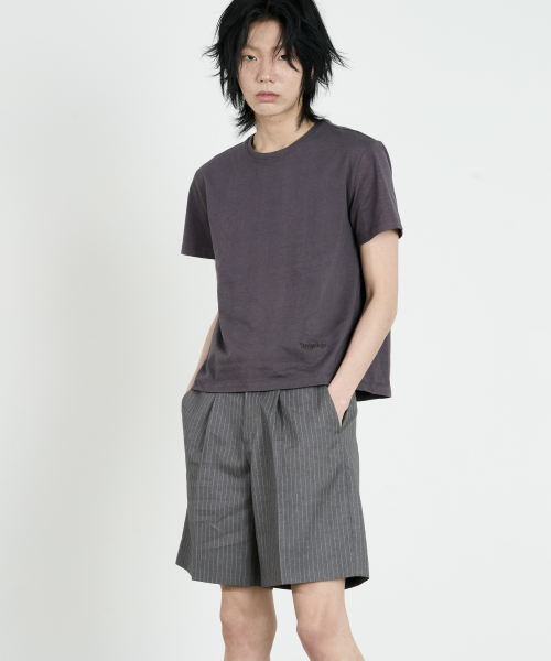 DUSTYWHITE(ダスティーホワイト)の「グレー ピンストライプ ショートパンツ(その他パンツ・メンズ・その他・SMALL/MEDIUM/LARGE)」の3枚目の写真