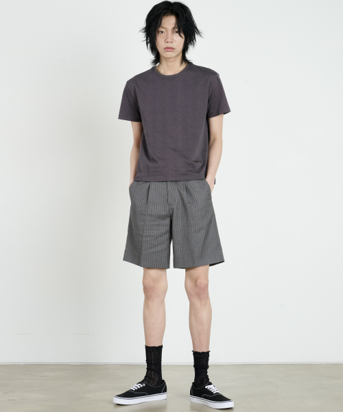 DUSTYWHITE(ダスティーホワイト)の「グレー ピンストライプ ショートパンツ(その他パンツ・メンズ・その他・SMALL/MEDIUM/LARGE)」の4枚目の写真
