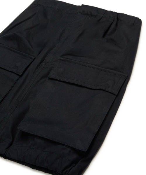 MM6 Maison Margiela（ｴﾑｴﾑｼｯｸｽ ﾒｿﾞﾝ ﾏﾙｼﾞｪﾗ）の「MM6 Maison Margiela(エムエムシックス メゾン マルジェラ)Kids & Junior スカート（スカート・キッズ・ブラック・16Y/14Y/12Y）」の3枚目の写真