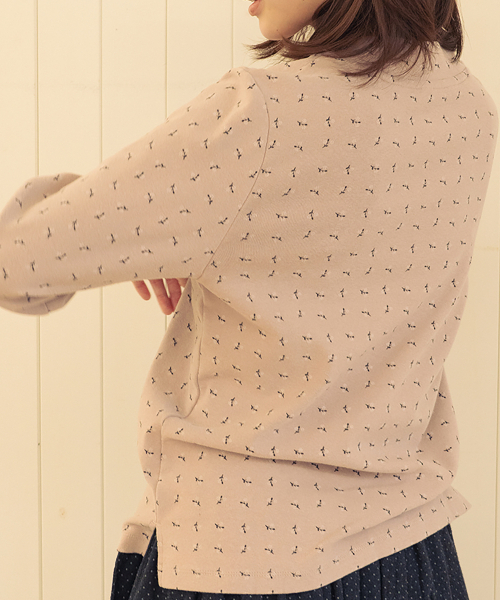 CHIQUITA（チキータ）の「フラワーナッピングハーフタートルスウェットシャツピンク251006PK（Tシャツ/カットソー・レディース・ピンク・SMALL/MEDIUM）」の3枚目の写真