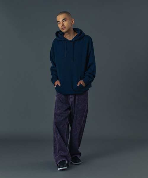 XLARGE（エクストララージ）の「EMBOSSED LOGO HOODED SWEATSHIRT（パーカー・メンズ・ブラック/ネイビー/グレー・XL/L/M/S）」の14枚目の写真