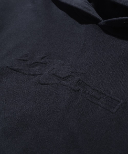 XLARGE（エクストララージ）の「EMBOSSED LOGO HOODED SWEATSHIRT（パーカー・メンズ・ブラック/ネイビー/グレー・XL/L/M/S）」の12枚目の写真