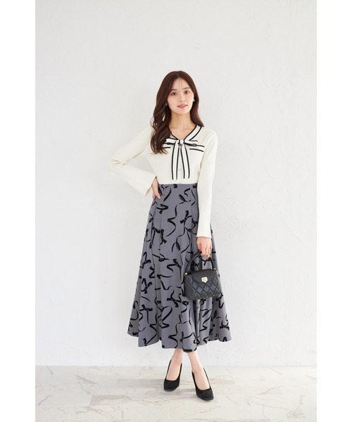tocco closet(トッコ クローゼット)の「バックレースアップフロッキーリボンスカート(スカート・レディース・グレー/ベージュ・M)」の3枚目の写真