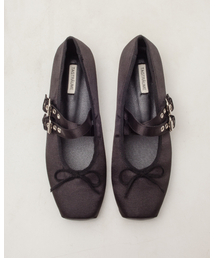 TAGTRAUME（タクトロイメ）の「ガロ スクエアトリボンツーバックルメリージェンスニーカー フラット - ブラックサテン（スニーカー）」