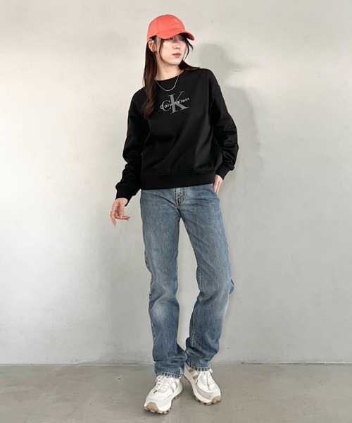 Calvin Klein(カルバン・クライン)の「Calvin Klein(カルバン・クライン)/CK モノロゴ クルーネック スウェット プルオーバー/LS MONOLOGO FRENCH TERRY RELAXED CREW(スウェット・レディース・ホワイト/ライトブルー/レッド/ブラウン・S/XS/L/XL/M)」の12枚目の写真