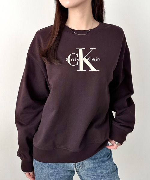 Calvin Klein(カルバン・クライン)の「Calvin Klein(カルバン・クライン)/CK モノロゴ クルーネック スウェット プルオーバー/LS MONOLOGO FRENCH TERRY RELAXED CREW(スウェット・レディース・ホワイト/ライトブルー/レッド/ブラウン・S/XS/L/XL/M)」の18枚目の写真