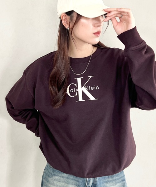 Calvin Klein(カルバン・クライン)の「Calvin Klein(カルバン・クライン)/CK モノロゴ クルーネック スウェット プルオーバー/LS MONOLOGO FRENCH TERRY RELAXED CREW(スウェット・レディース・ホワイト/ライトブルー/レッド/ブラウン・S/XS/L/XL/M)」の21枚目の写真