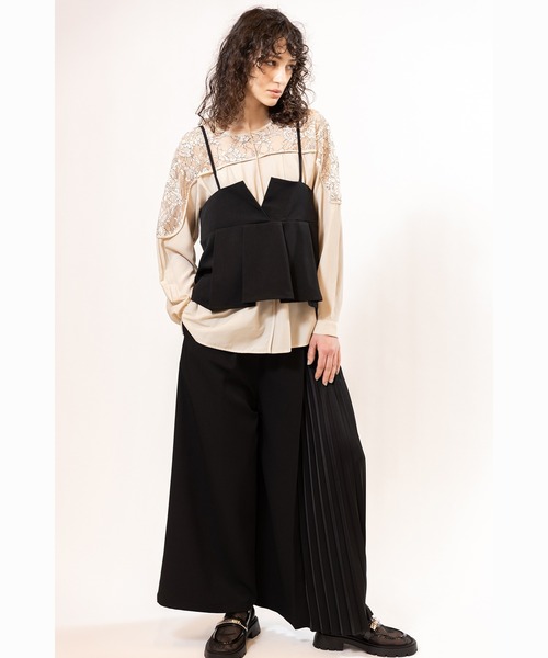 OSMOSIS(オズモーシス)の「2WAYレース切替ブラウス(シャツ/ブラウス・レディース・ブラック/ブルーグレー/アイボリー・ONE SIZE)」の18枚目の写真