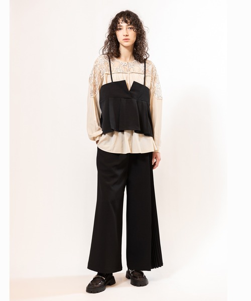 OSMOSIS(オズモーシス)の「2WAYレース切替ブラウス(シャツ/ブラウス・レディース・ブラック/ブルーグレー/アイボリー・ONE SIZE)」の19枚目の写真