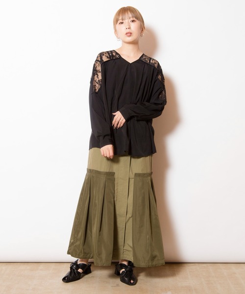 OSMOSIS(オズモーシス)の「2WAYレース切替ブラウス(シャツ/ブラウス・レディース・ブラック/ブルーグレー/アイボリー・ONE SIZE)」の20枚目の写真