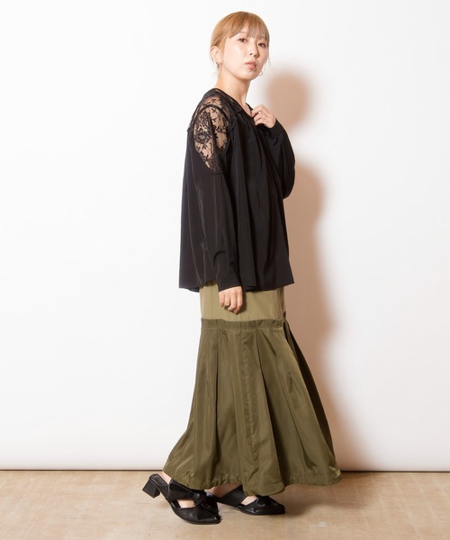 OSMOSIS(オズモーシス)の「2WAYレース切替ブラウス(シャツ/ブラウス・レディース・ブラック/ブルーグレー/アイボリー・ONE SIZE)」の21枚目の写真