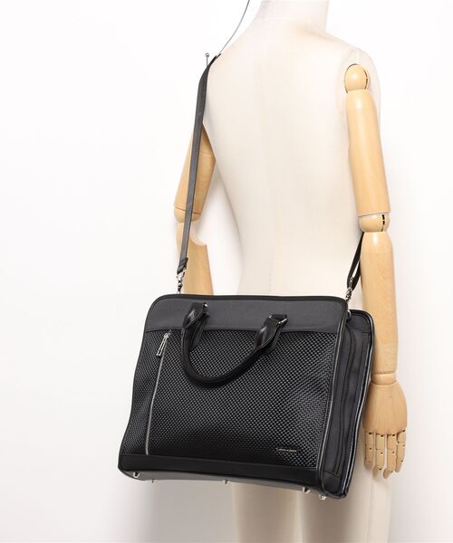 TAKA-Q（タカキュー）の「【2WAY A4対応】タカキュー ブロックチェック ブリーフバッグ（ビジネスバッグ・メンズ・ブラック・ONESIZE）」の2枚目の写真