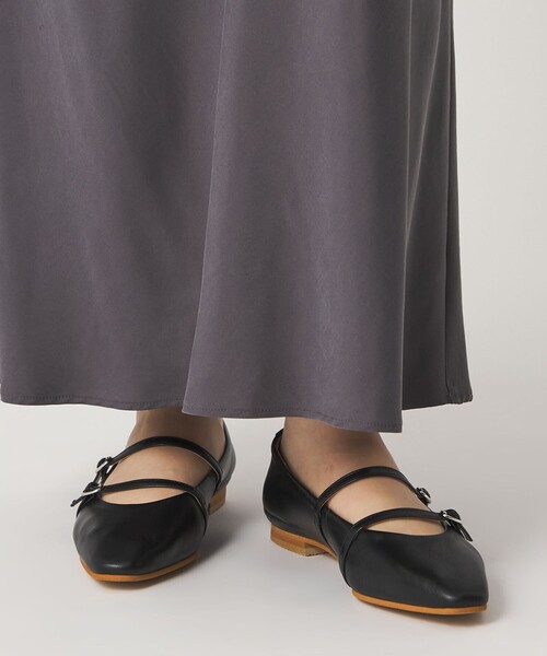 ODETTE E ODILE(オデットエオディール)の「【WEB限定】2ベルト フラット10■(パンプス・レディース・オフホワイト/シルバー/ブラック・23cm/22.5cm/22cm/24.5cm/24cm/23.5cm)」の22枚目の写真