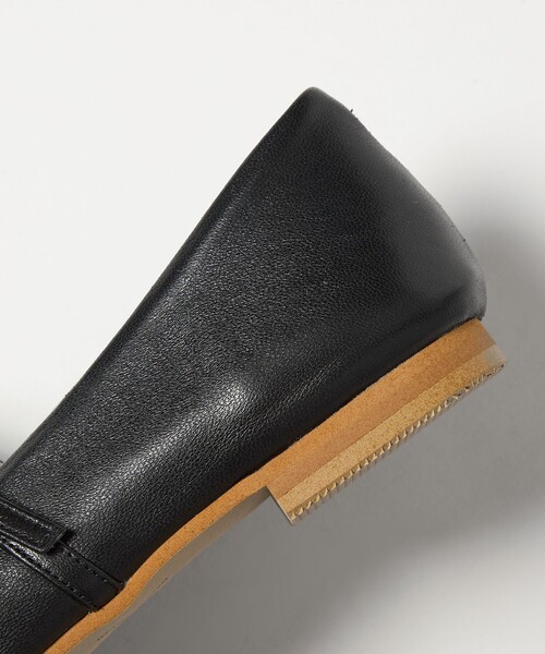 ODETTE E ODILE(オデットエオディール)の「【WEB限定】2ベルト フラット10■(パンプス・レディース・オフホワイト/シルバー/ブラック・23cm/22.5cm/22cm/24.5cm/24cm/23.5cm)」の11枚目の写真