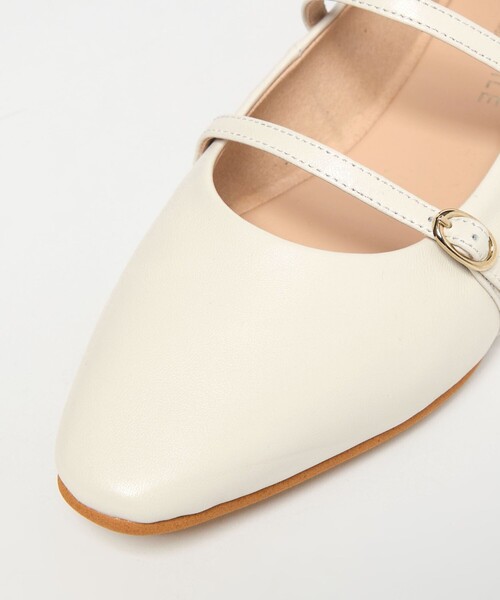 ODETTE E ODILE(オデットエオディール)の「【WEB限定】2ベルト フラット10■(パンプス・レディース・オフホワイト/シルバー/ブラック・23cm/22.5cm/22cm/24.5cm/24cm/23.5cm)」の8枚目の写真