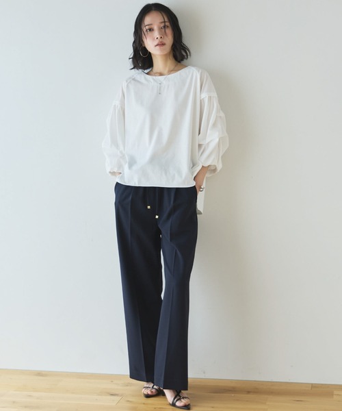 Doux archives（ドゥアルシーヴ）の「【多機能麻調合繊】センタープレスパンツ（スラックス・レディース・ネイビー/ベージュ・FREE）」の4枚目の写真