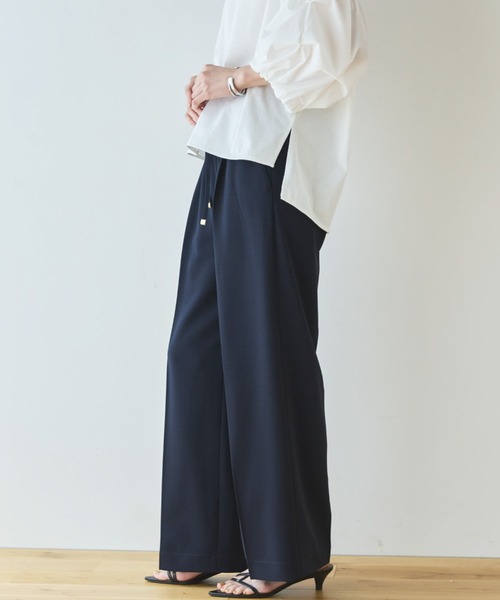 Doux archives（ドゥアルシーヴ）の「【多機能麻調合繊】センタープレスパンツ（スラックス・レディース・ネイビー/ベージュ・FREE）」の17枚目の写真