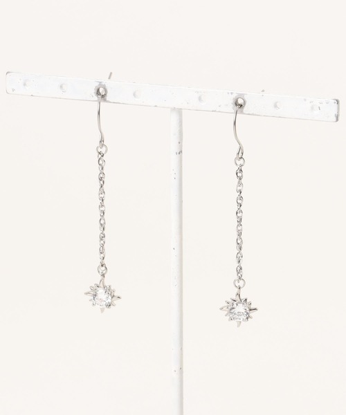 IRIEBEACH（アイリービーチ）の「sun chain pierce/【ハワイアンジュエリー】【サージカルステンレス】【金属アレルギー対応】【IRIEBEACH / アイリービーチ】つけっぱなしOK（ピアス（両耳用）・レディース・シルバー/ゴールド/ピンク・FREE）」の3枚目の写真