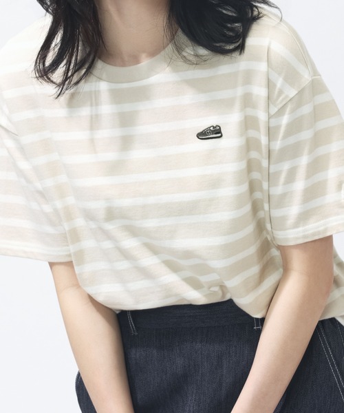 NEW BALANCE(ニューバランス)の「【New Balance×アルペン限定モデル】ニューバランス New Balance シューパッチボーダーTシャツ(Tシャツ/カットソー・レディース・アイボリー・M/S/L/XL)」の1枚目の写真