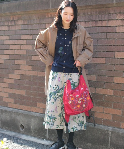 SUPER HAKKA(スーパーハッカ)の「フロラフロートプリント裏毛ガウチョパンツ(その他パンツ・レディース・ブルー/杢グレー・FREE)」の7枚目の写真