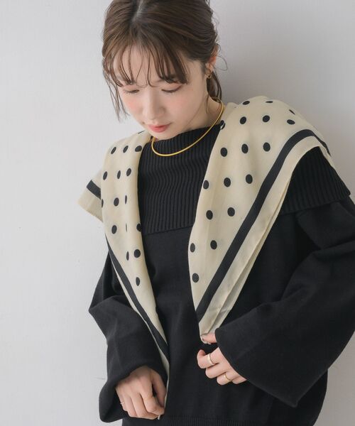 RETRO GIRL(レトロガール)の「マルチアソート柄スカーフ(バンダナ/スカーフ・レディース・ブルー系その他/ホワイト系その他/ブラック系その他/ブラウン系その他・ONE SIZE)」の7枚目の写真