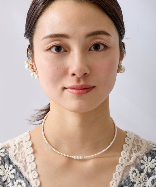 CALIN STANDARD(カリンスタンダード)の「◆◆金属アレルギー対応◆◆〈ecru〉エアリーパールイヤリング(イヤリング・レディース・ゴールド・FREE)」の2枚目の写真