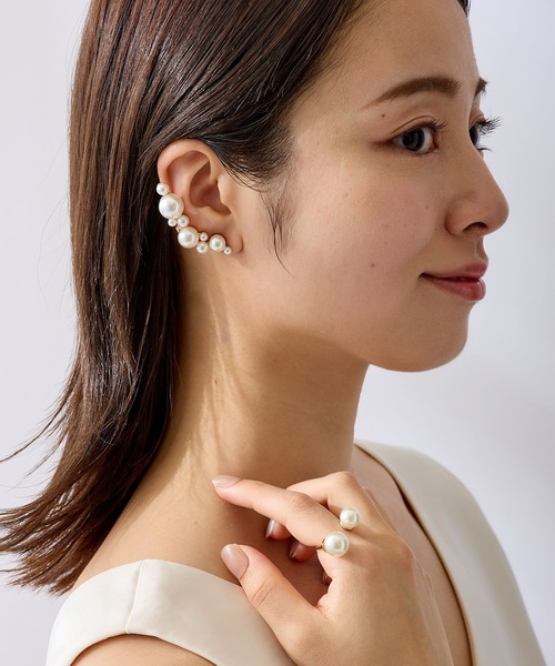 CALIN STANDARD(カリンスタンダード)の「◆◆金属アレルギー対応◆◆〈ecru〉エアリーパールイヤリング(イヤリング・レディース・ゴールド・FREE)」の6枚目の写真