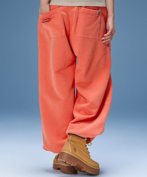 X-girl(エックスガール)の「DISTRESSED SWEATPANTS(スウェットパンツ・レディース・オレンジ/ブラック/オリーブ・S/M)」の16枚目の写真