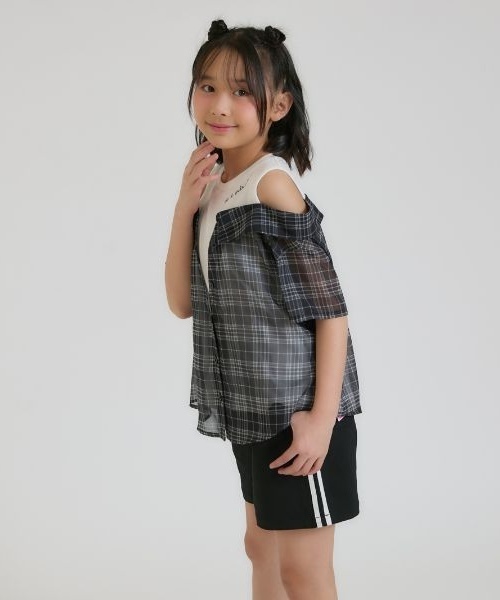 PINK-latte（ピンクラテ）の「肩あきシアーチェックドッキングシャツ（シャツ/ブラウス・キッズ・オフホワイト/サックスブルー/ライトピンク/ブラック・130cm/120cm/160cm/150cm/140cm）」の18枚目の写真